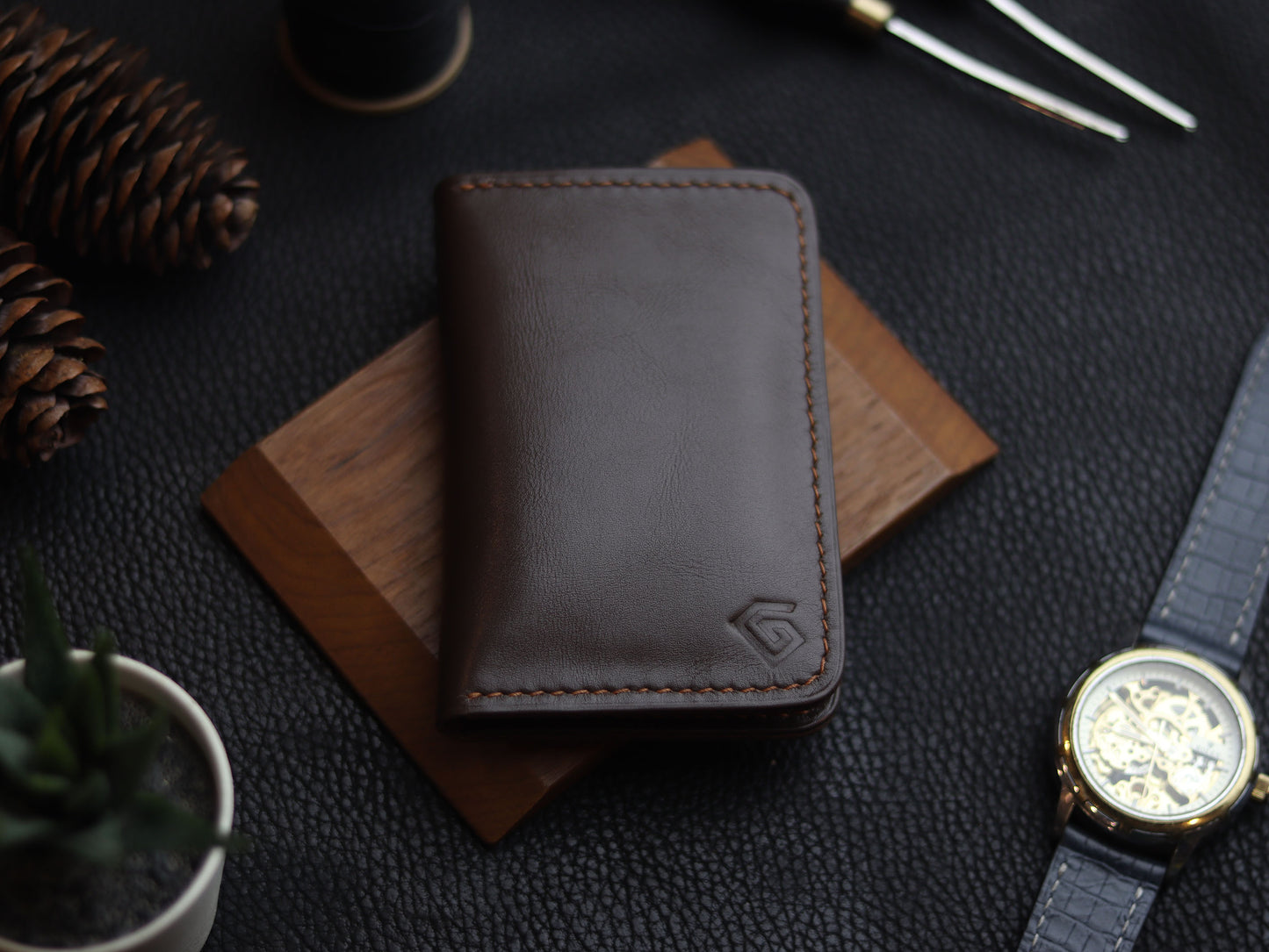 HUDSON SLIM BI-FOLD WALLET RUSTIC BROWN & MATTE BLACK GRIP LEATHER GOODS