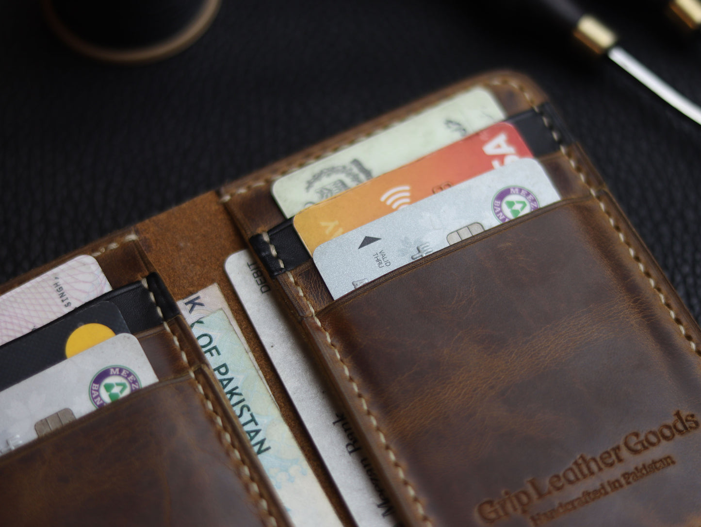 HUDSON SLIM BI-FOLD WALLET BRUNETTE BROWN & MATTE BLACK GRIP LEATHER GOODS