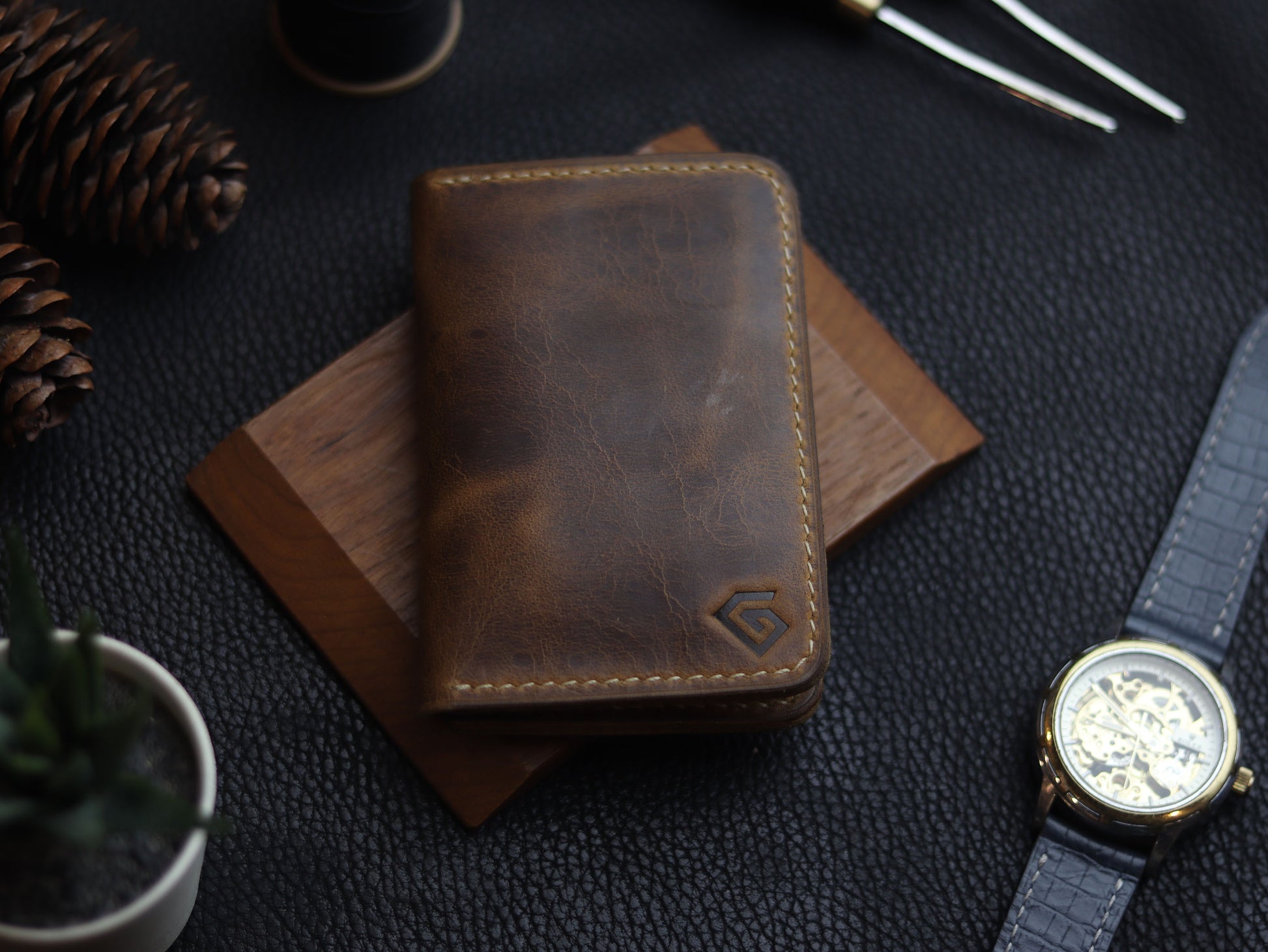 HUDSON SLIM BI-FOLD WALLET BRUNETTE BROWN & MATTE BLACK GRIP LEATHER GOODS