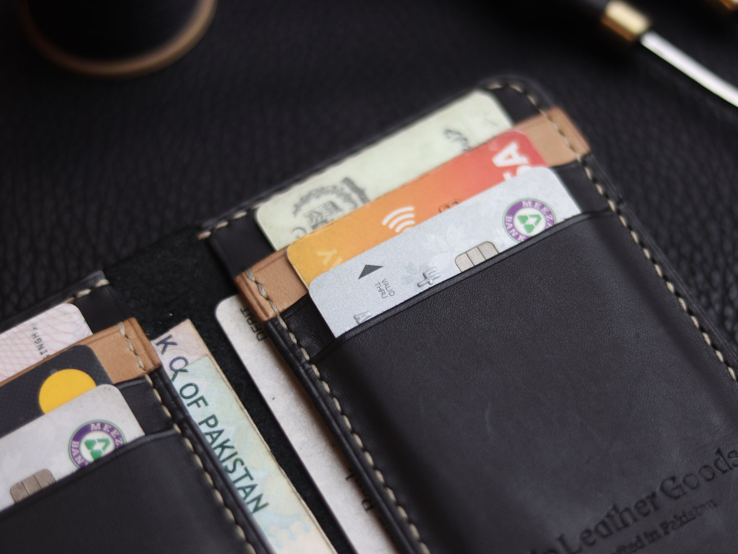 HUDSON SLIM BI-FOLD WALLET MATTE BLACK & CHIFFON WHITE GRIP LEATHER GOODS