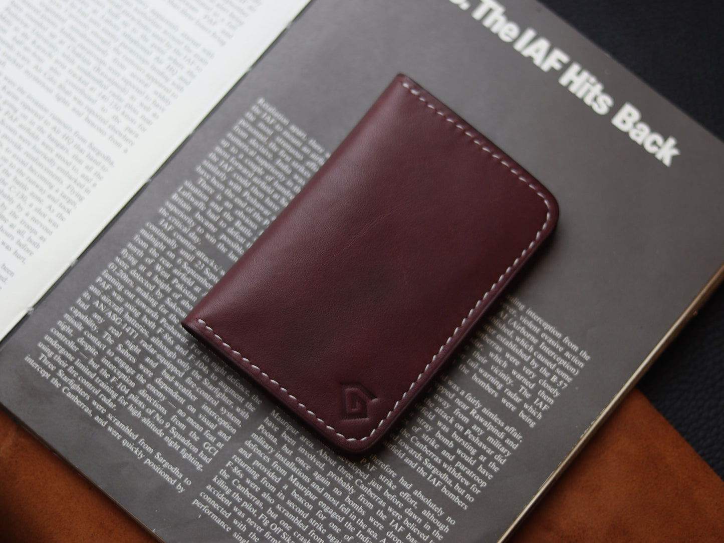 HUDSON SLIM BI-FOLD WALLET VINTAGE RED & MATTE BLACK GRIP LEATHER GOODS