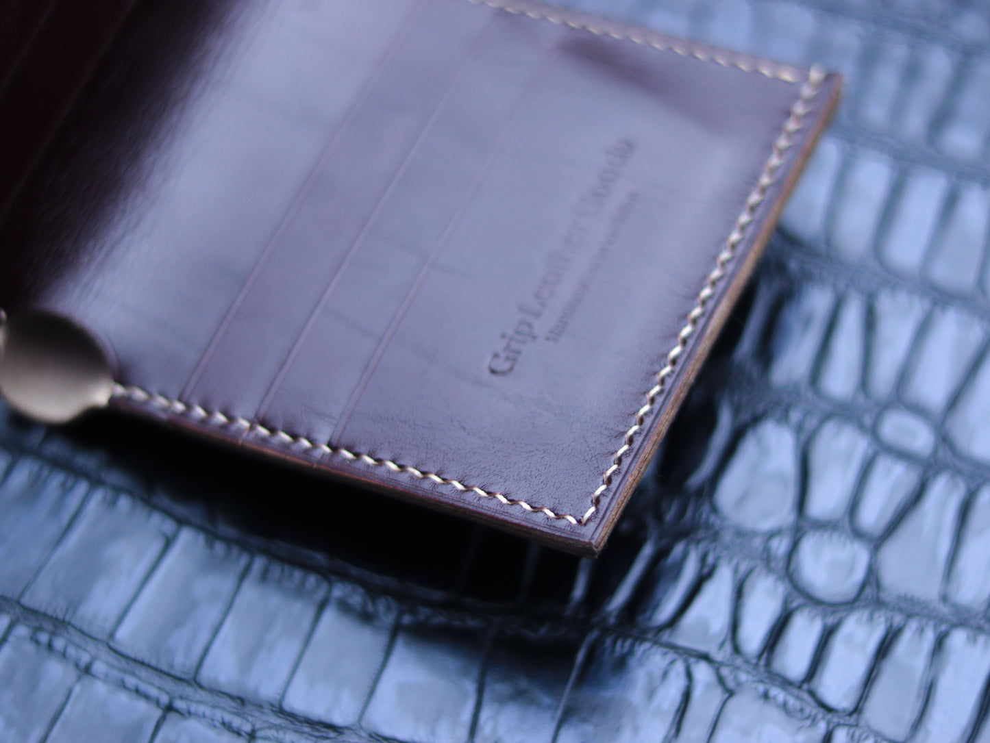 AUREUM - WALNUT BROWN