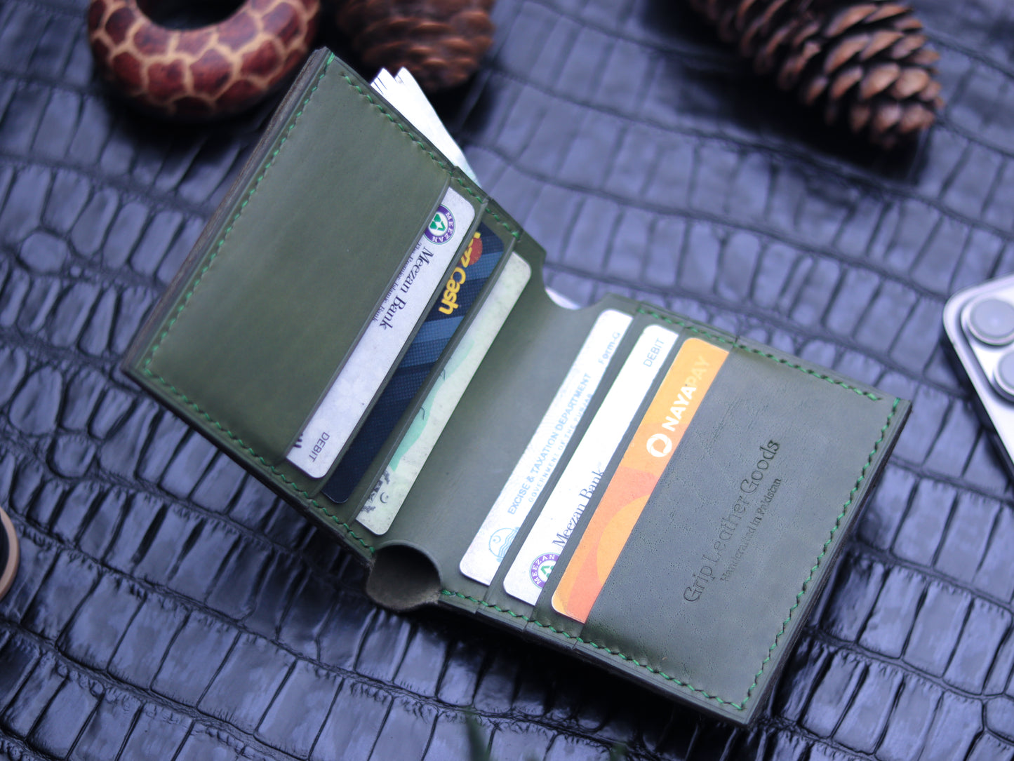 AUREUM - OLIVE GREEN