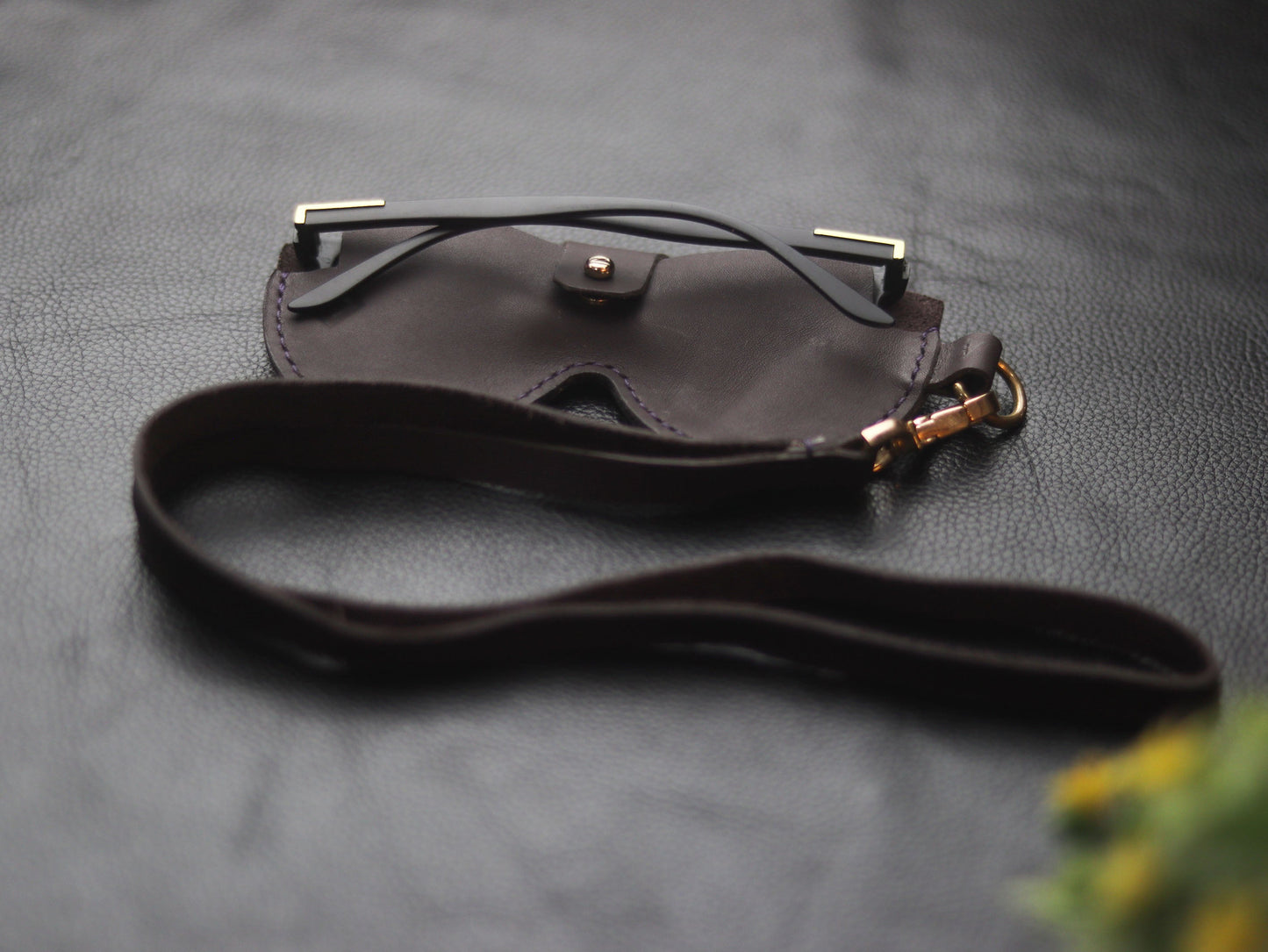 MINIMAL SUNGLASSES CASE  DEEP PURPLE 01 GRIP LEATHER GOODS