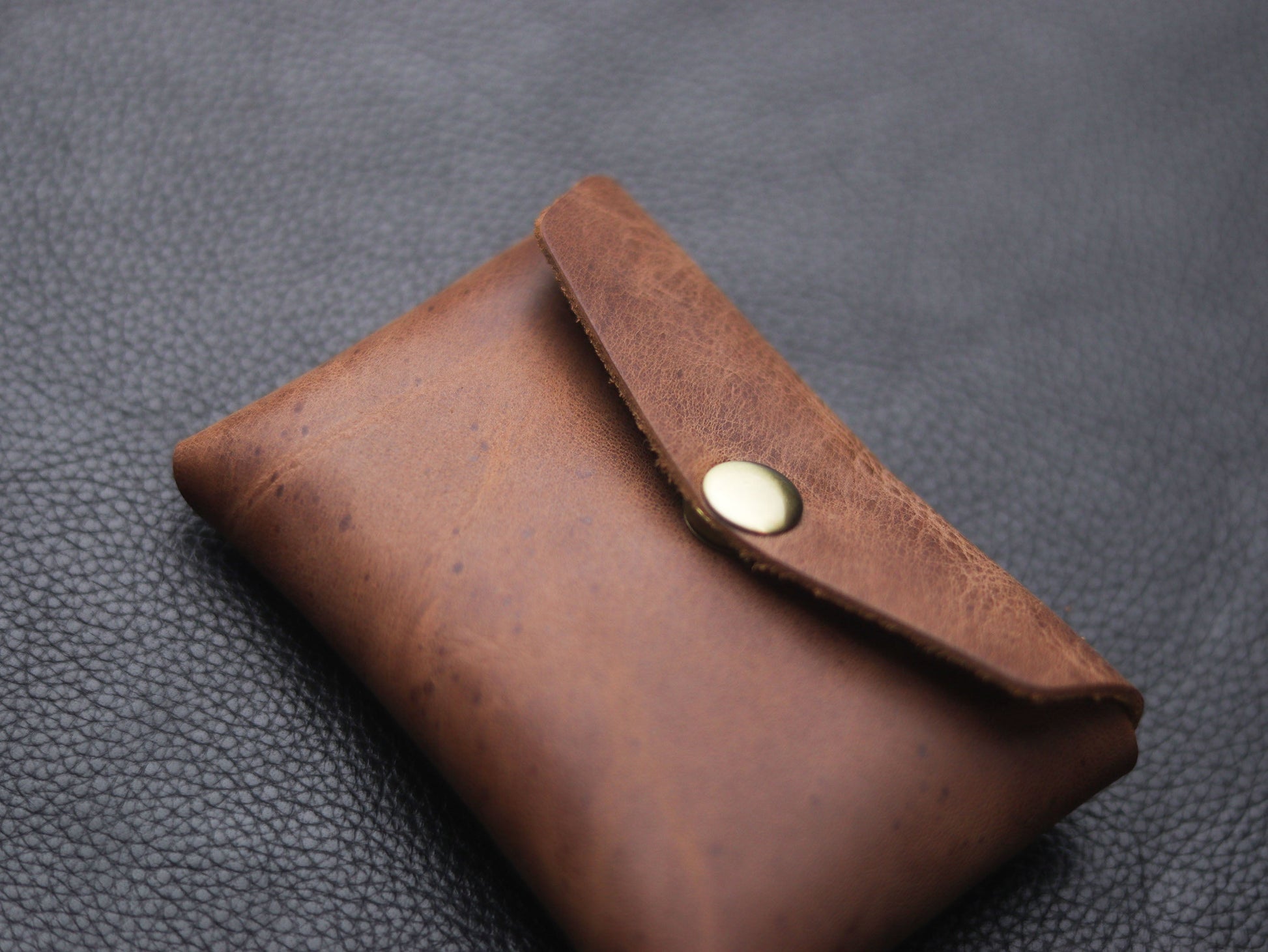 Stitchless minimalist Leather wallet & cardholder Coffee Brown grip