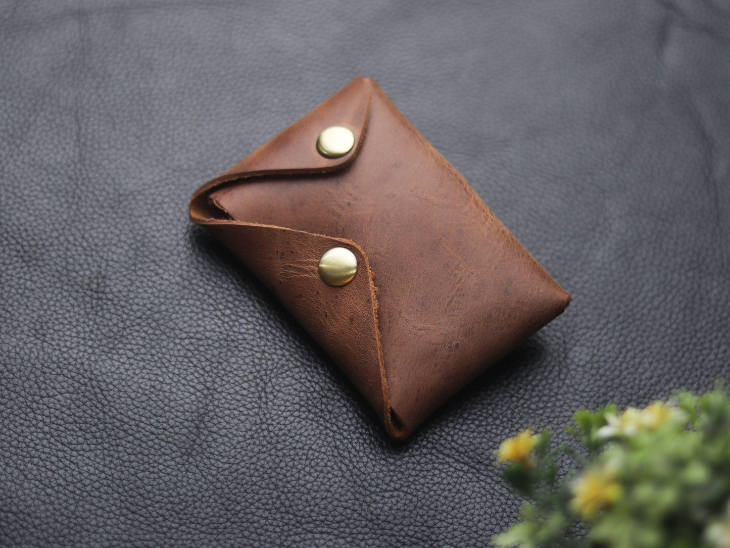 Stitchless minimalist Leather wallet & cardholder Coffee Brown grip