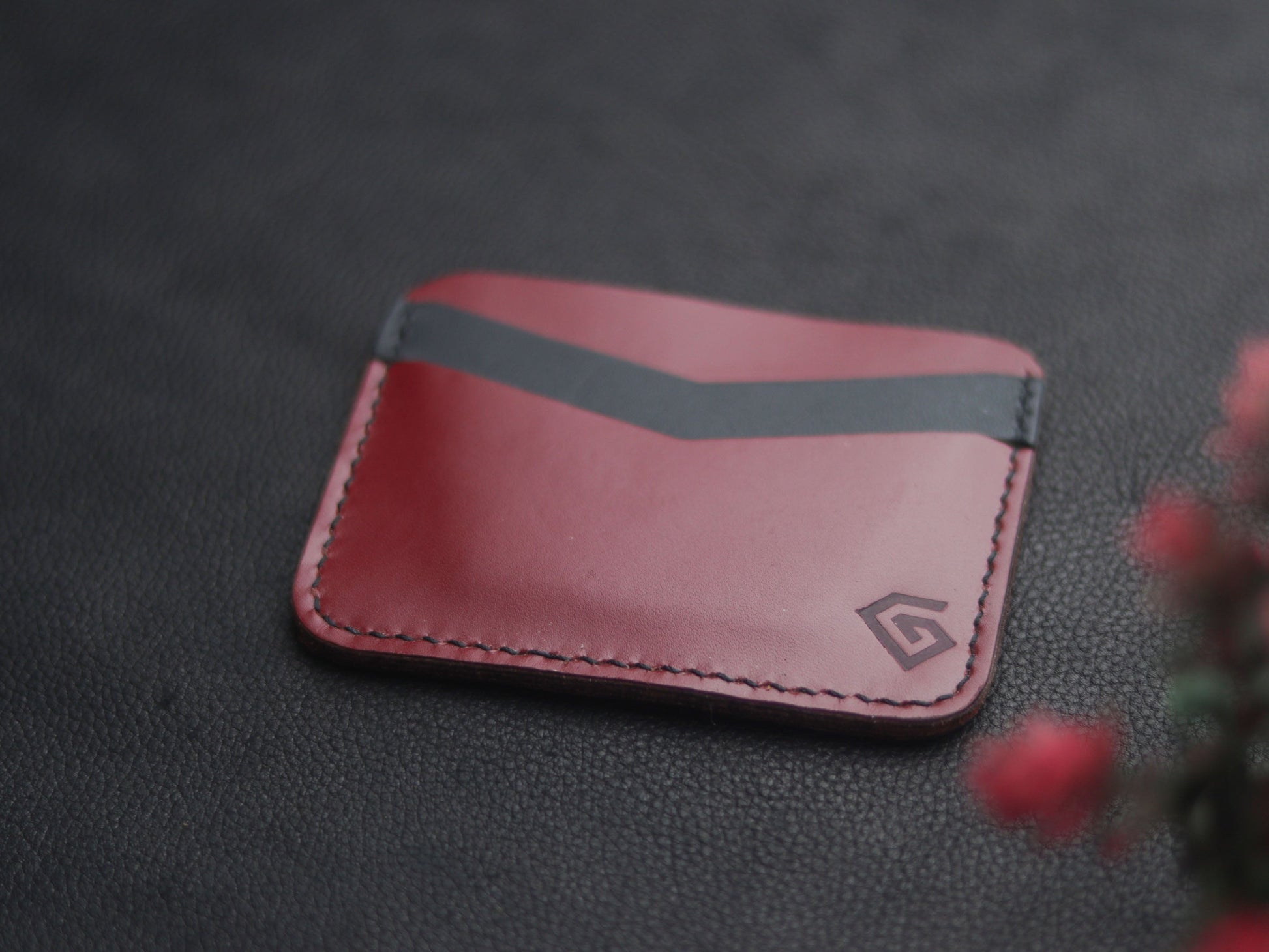 MINIMAL CLASSIC MC-01 CRIMSON RED grip
