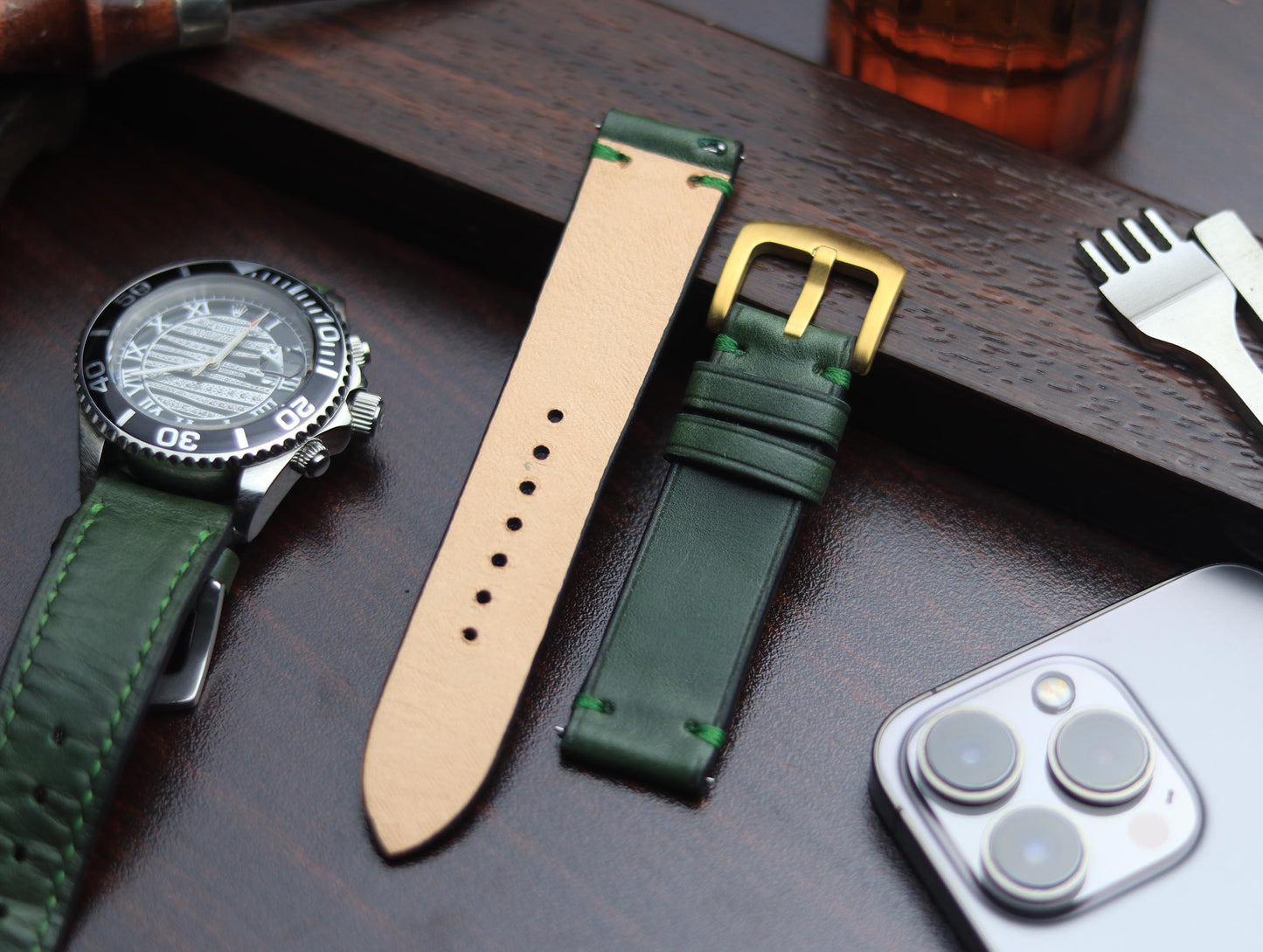 PREMIUM LEATHER STRAP FOREST GREEN -MINIMAL STITCHED (GREEN)