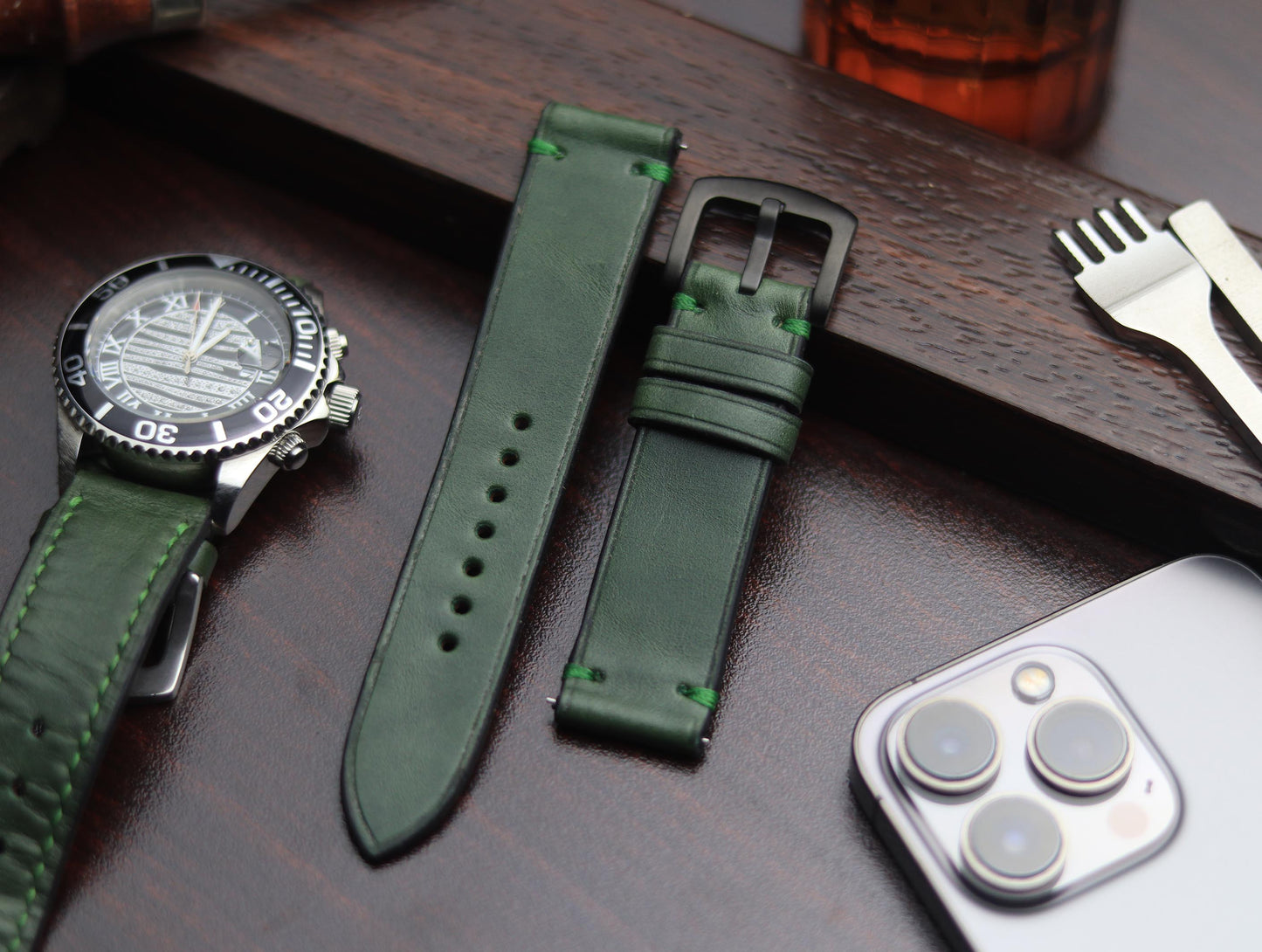 PREMIUM LEATHER STRAP FOREST GREEN -MINIMAL STITCHED (GREEN)