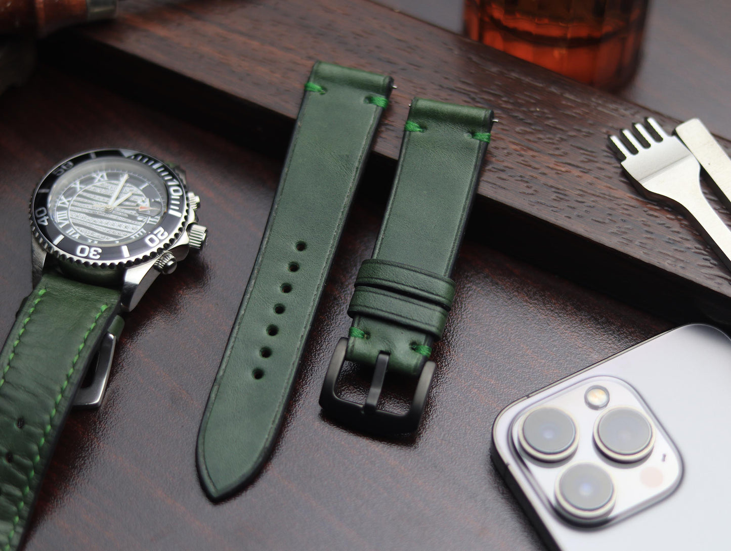 PREMIUM LEATHER STRAP FOREST GREEN -MINIMAL STITCHED (GREEN)
