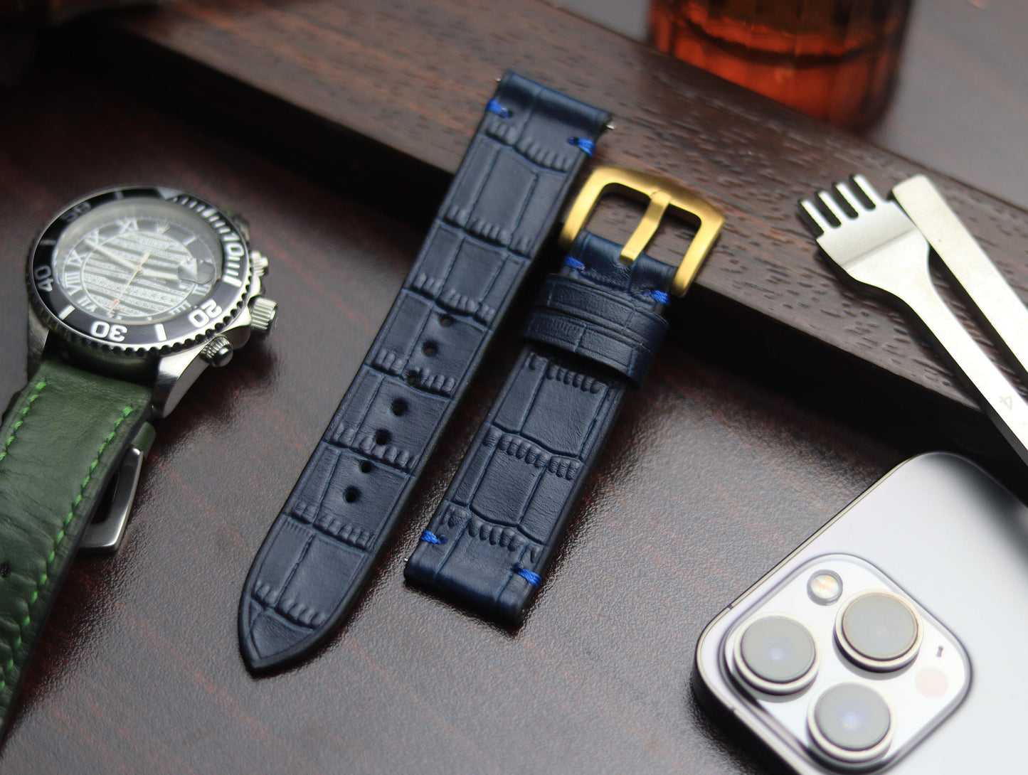PREMIUM LEATHER STRAP SAPPHIRE BLUE - MINIMAL STITCHED (BLUE)