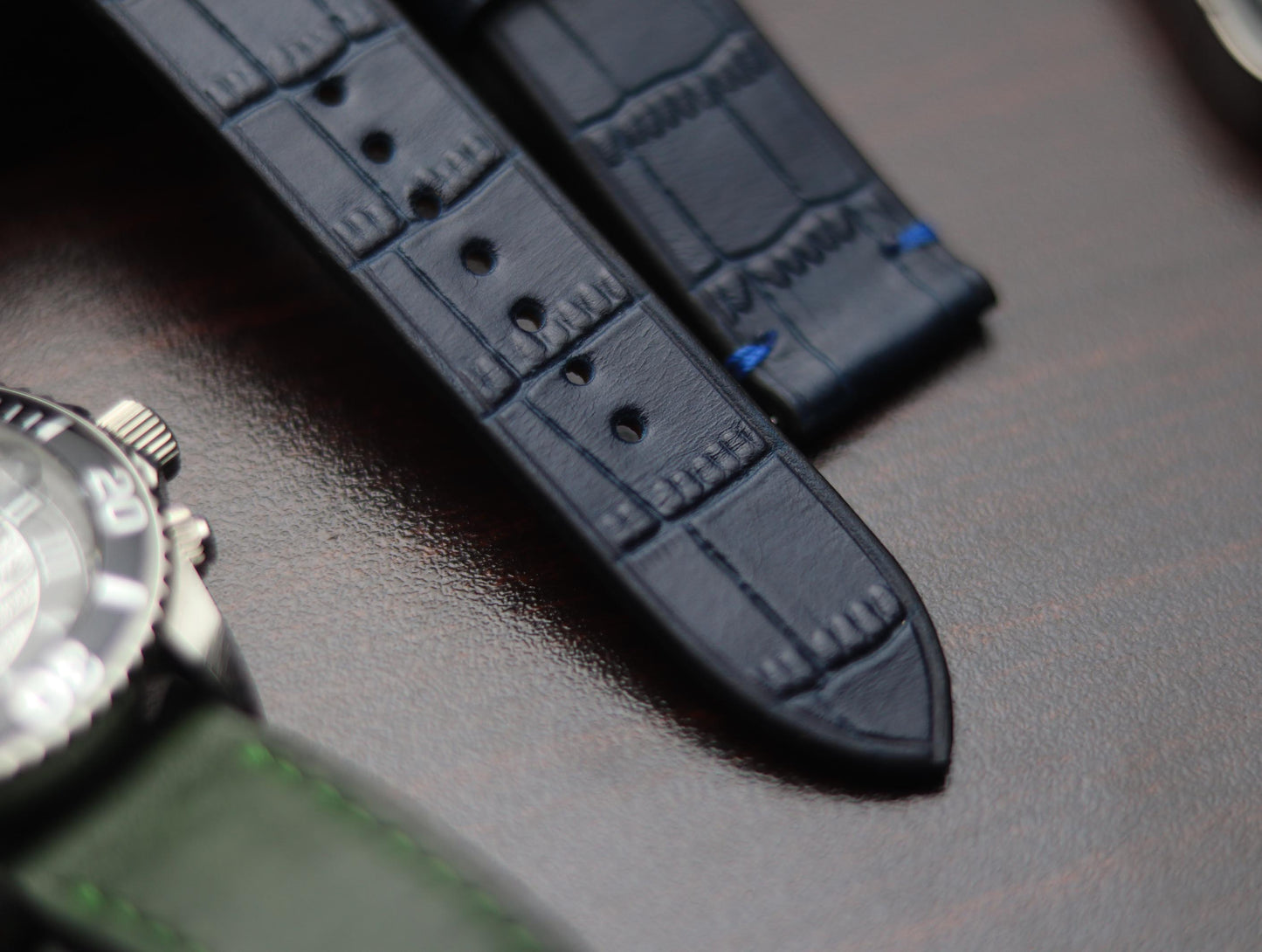 PREMIUM LEATHER STRAP SAPPHIRE BLUE - MINIMAL STITCHED (BLUE)