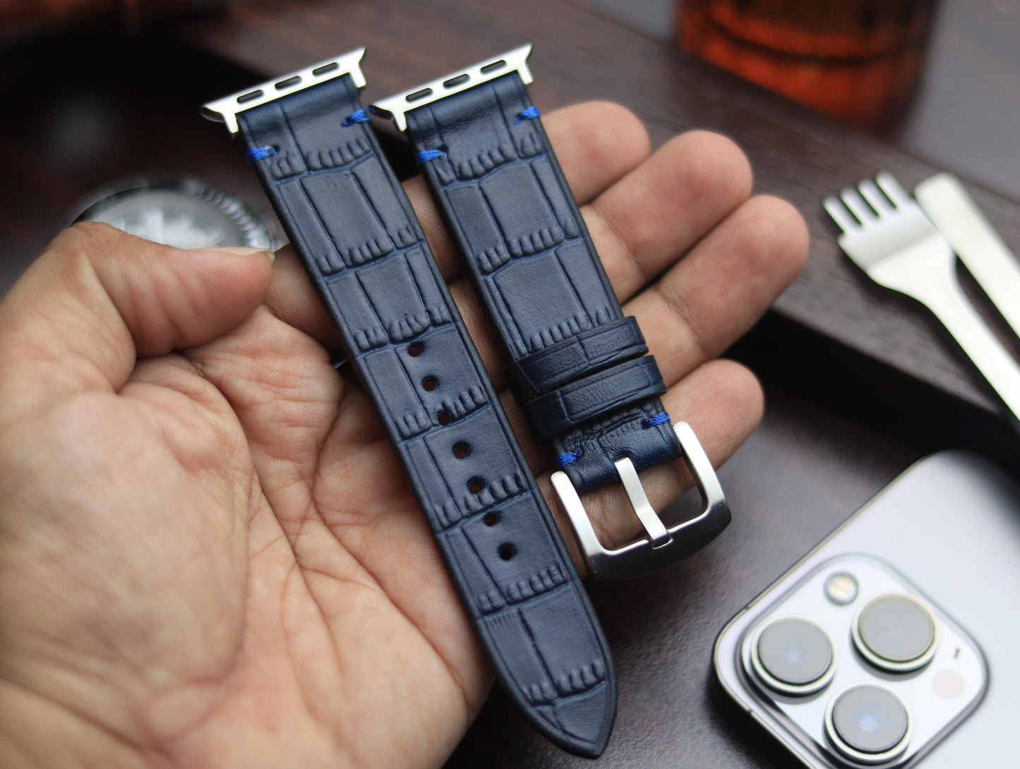 PREMIUM LEATHER STRAP SAPPHIRE BLUE - MINIMAL STITCHED (BLUE)