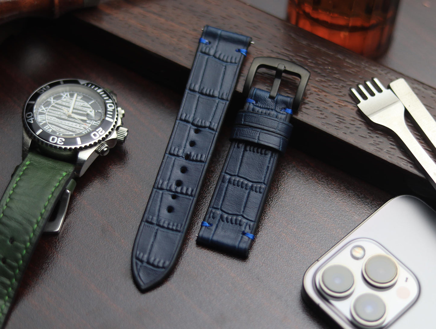 PREMIUM LEATHER STRAP SAPPHIRE BLUE - MINIMAL STITCHED (BLUE)