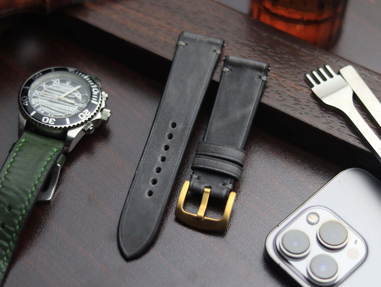PREMIUM LEATHER STRAP EMPIRICAL GREY MINIMAL STITCHED (GREY)