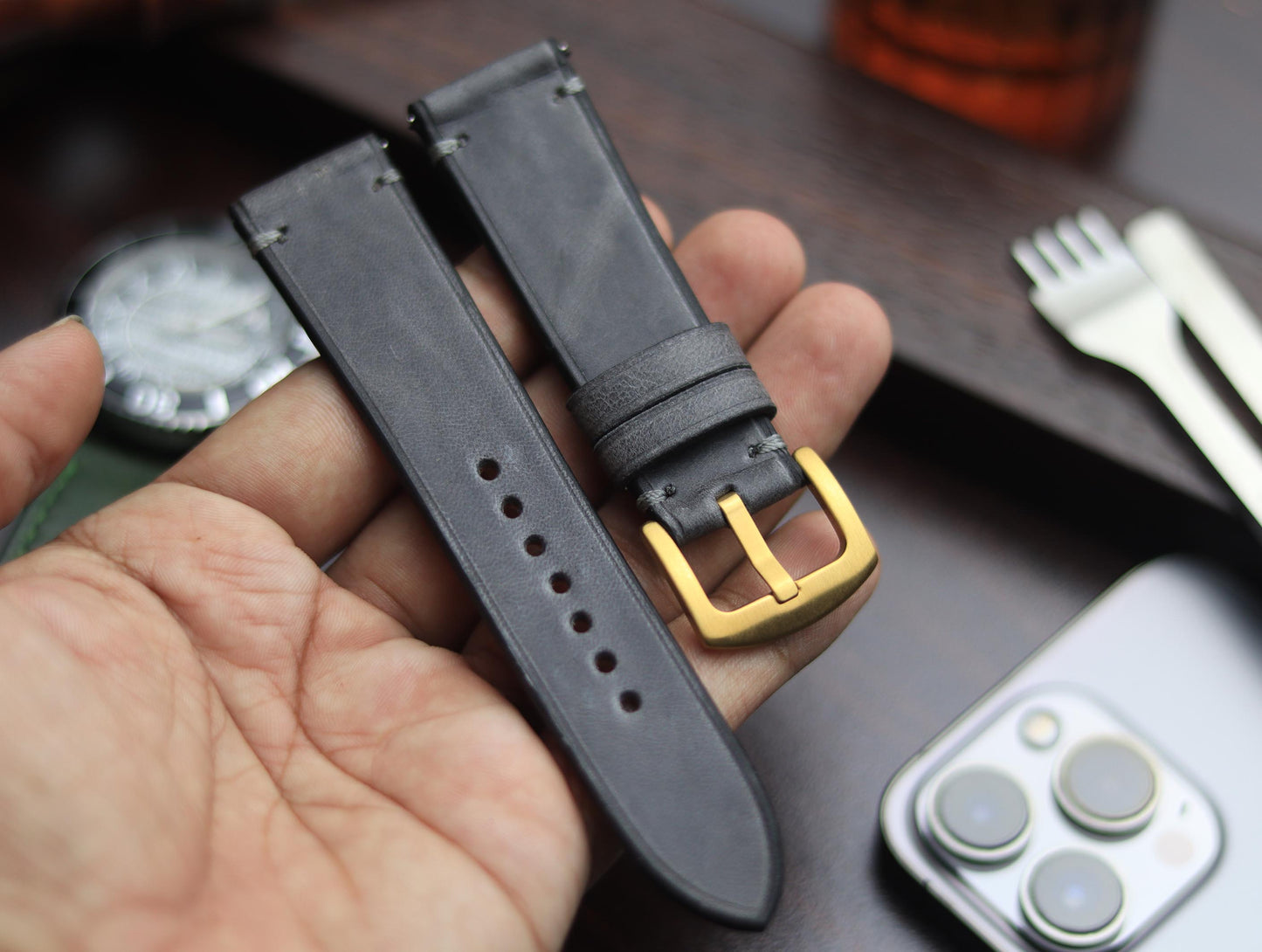 PREMIUM LEATHER STRAP EMPIRICAL GREY MINIMAL STITCHED (GREY)