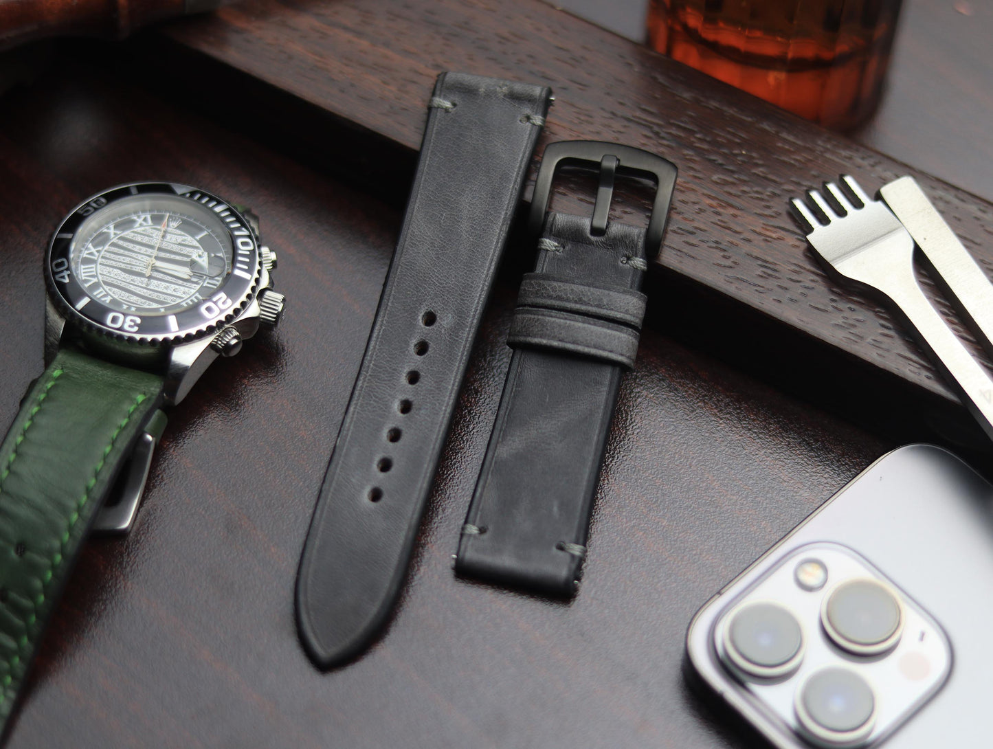 PREMIUM LEATHER STRAP EMPIRICAL GREY MINIMAL STITCHED (GREY)