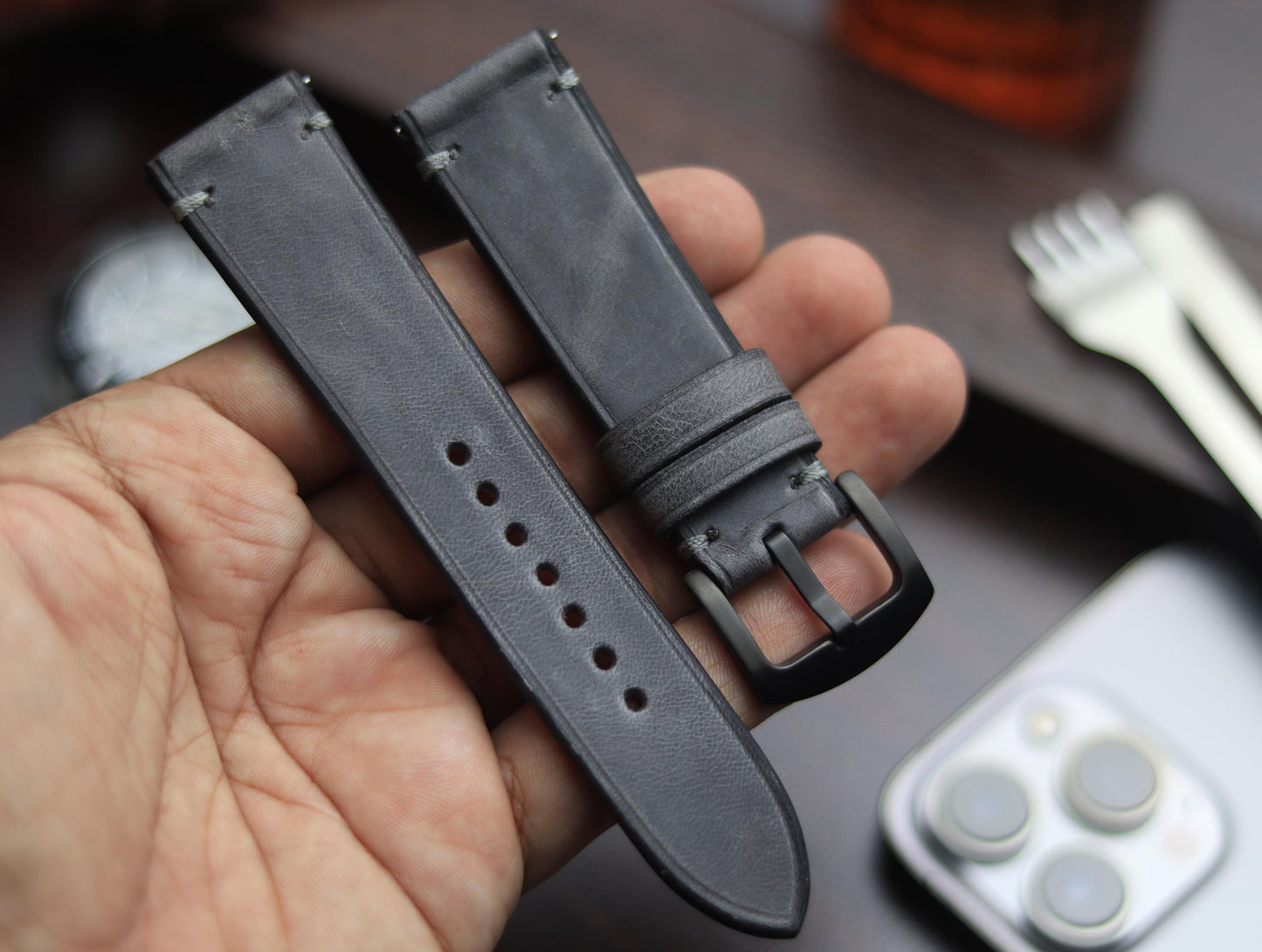 PREMIUM LEATHER STRAP EMPIRICAL GREY MINIMAL STITCHED (GREY)
