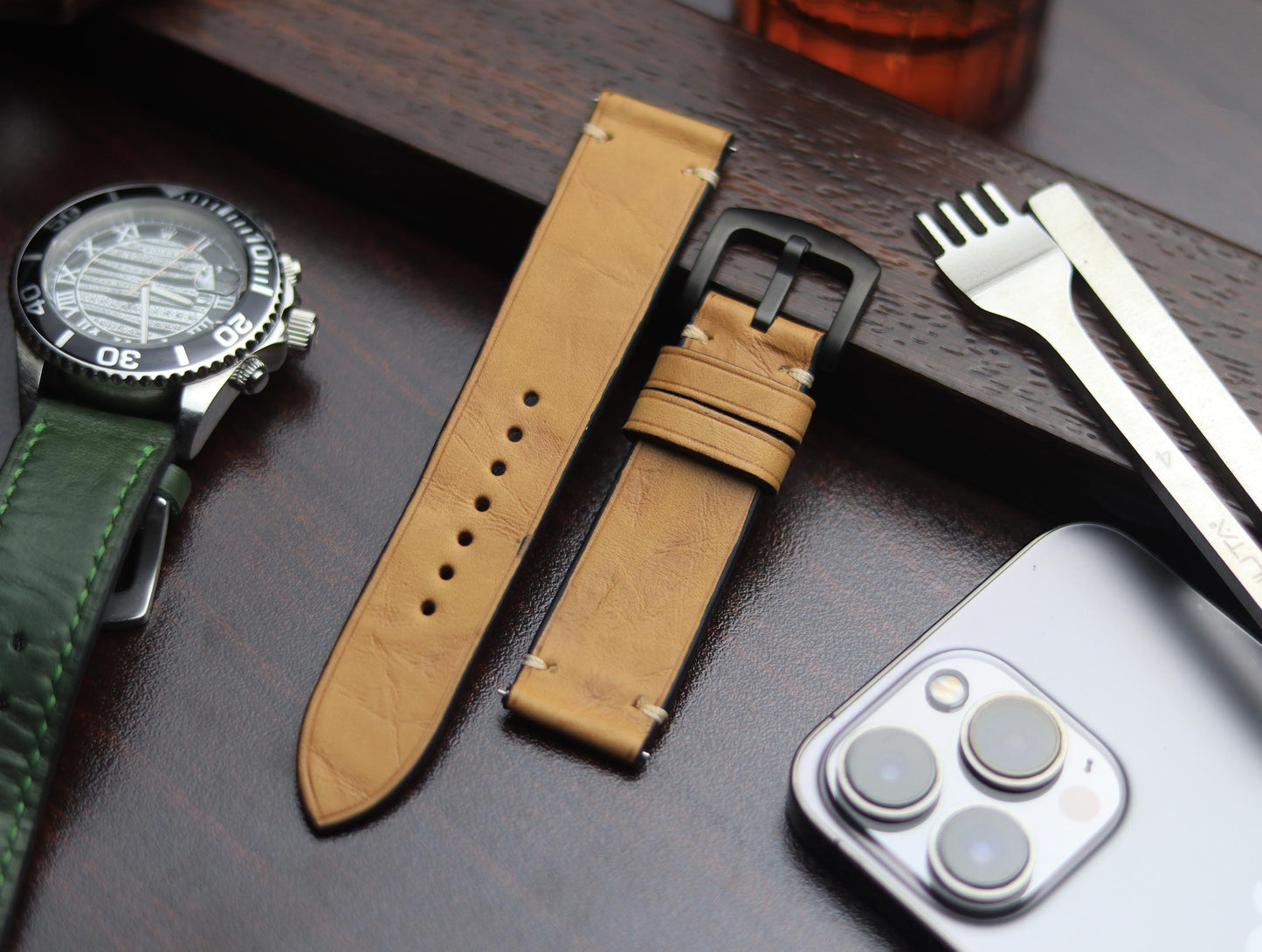 PREMIUM LEATHER STRAP WARM BEIGH MINIMAL STITCHED (BEIGH)