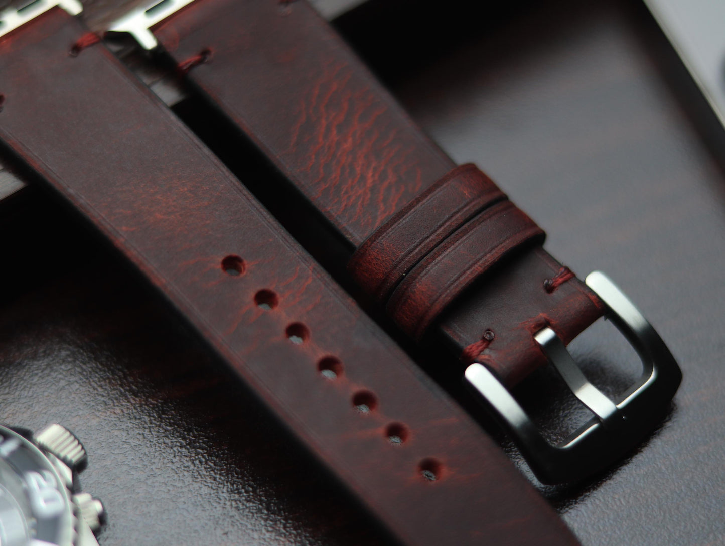 PREMIUM LEATHER STRAP MERLOT RED - MINIMAL STITCHED (RED)