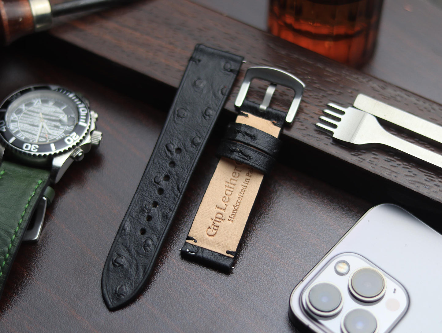 PREMIUM LEATHER STRAP OBSIDIAN  BLACK - MINIMAL STITCHED (BLACK)