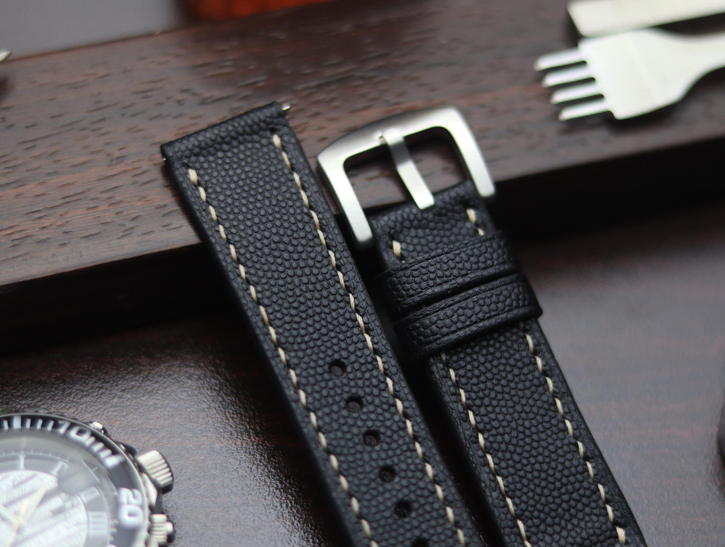 PREMIUM LEATHER STRAP SPIDER BLACK - FULL STITCHED (BEIGH)