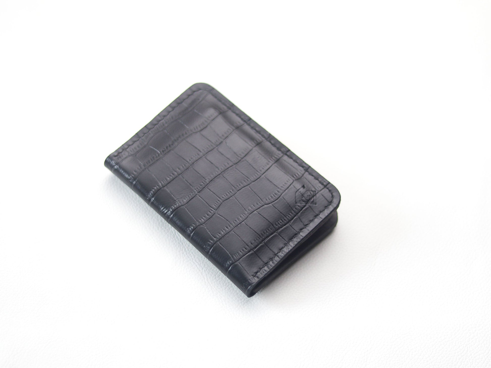 BI-FOLD SNAP WALLET DEEP PURPLE AND BLACK GRIP LEATHER GOODS