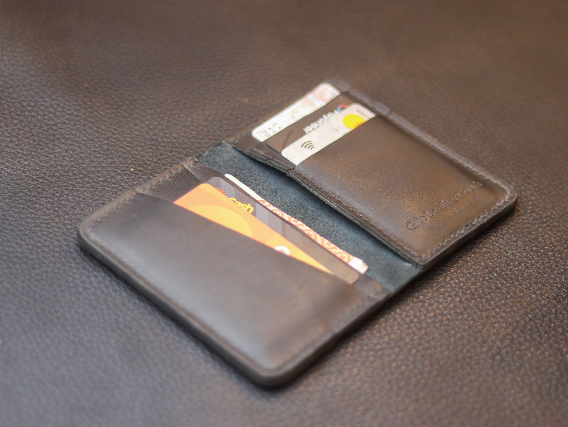BI-FOLD SNAP WALLET FULL BLACK GRIP LEATHER GOODS