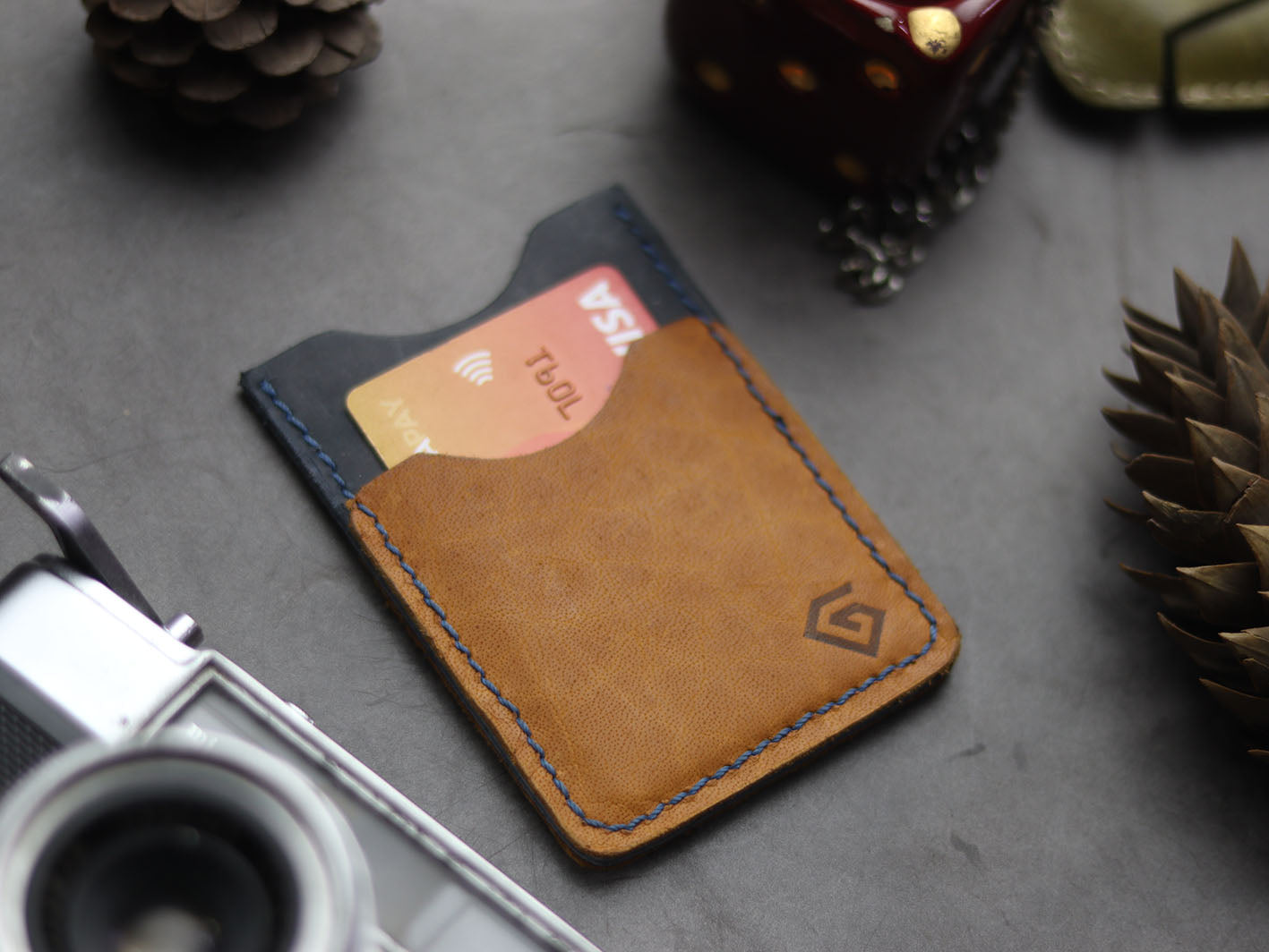 MW-02 VERTICAL CARD HOLDER- NAVY BLUE AND MUSTARD - grip