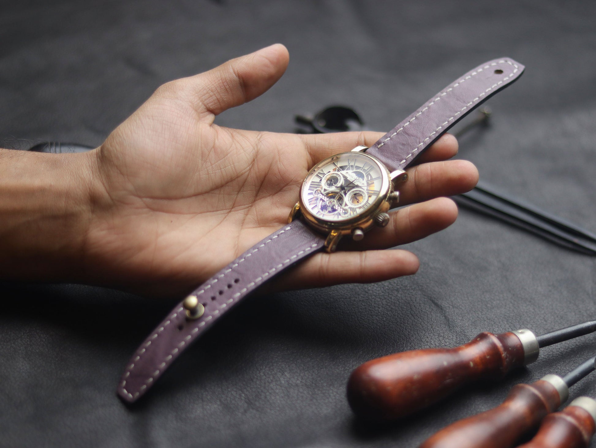 GRAPE  PURPLE (WHITE) - FULL STITCHED WATCH STRAPS grip