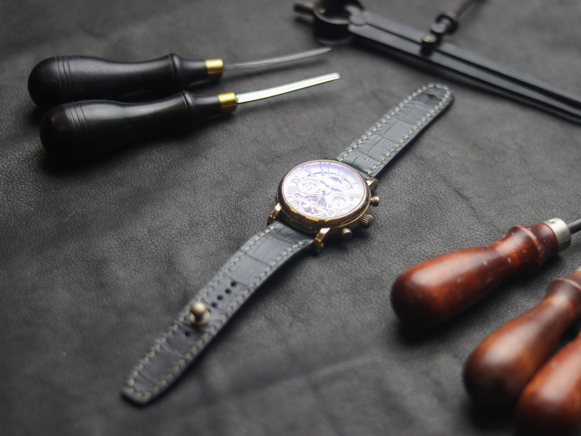 CHARCOLE BLACK  (WHITE) - FULL STITCHED WATCH STRAPS grip