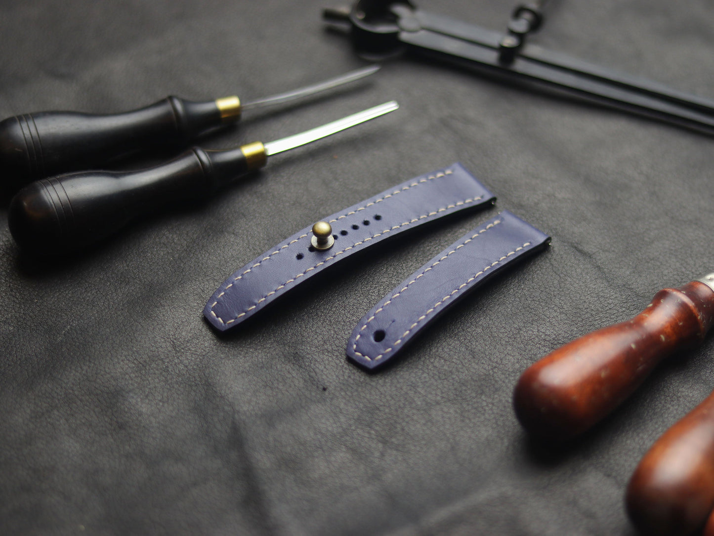 CLASSIC BLUE (BEACH) - FULL STITCHED WATCH STRAPS grip
