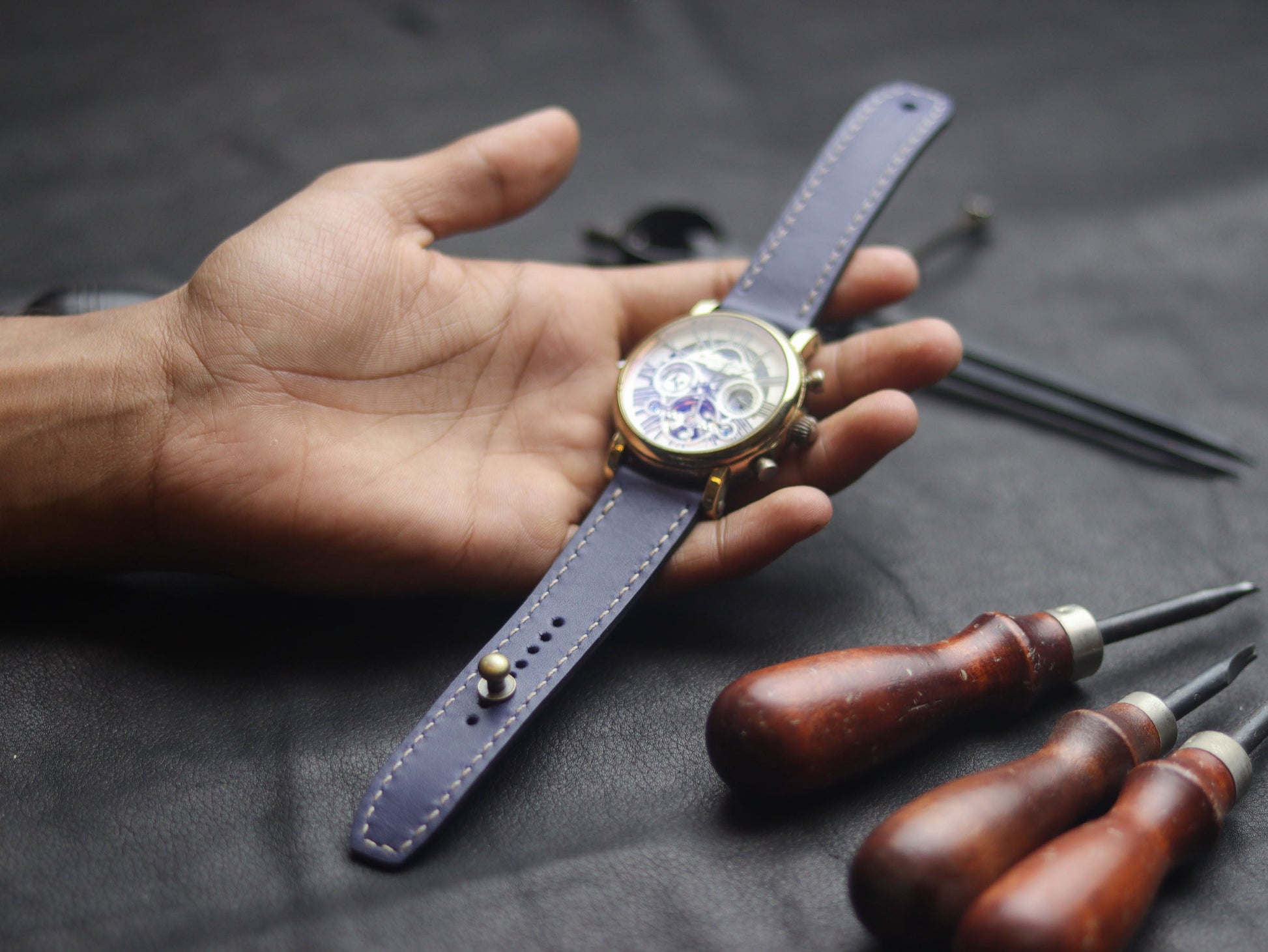 CLASSIC BLUE (BEACH) - FULL STITCHED WATCH STRAPS grip