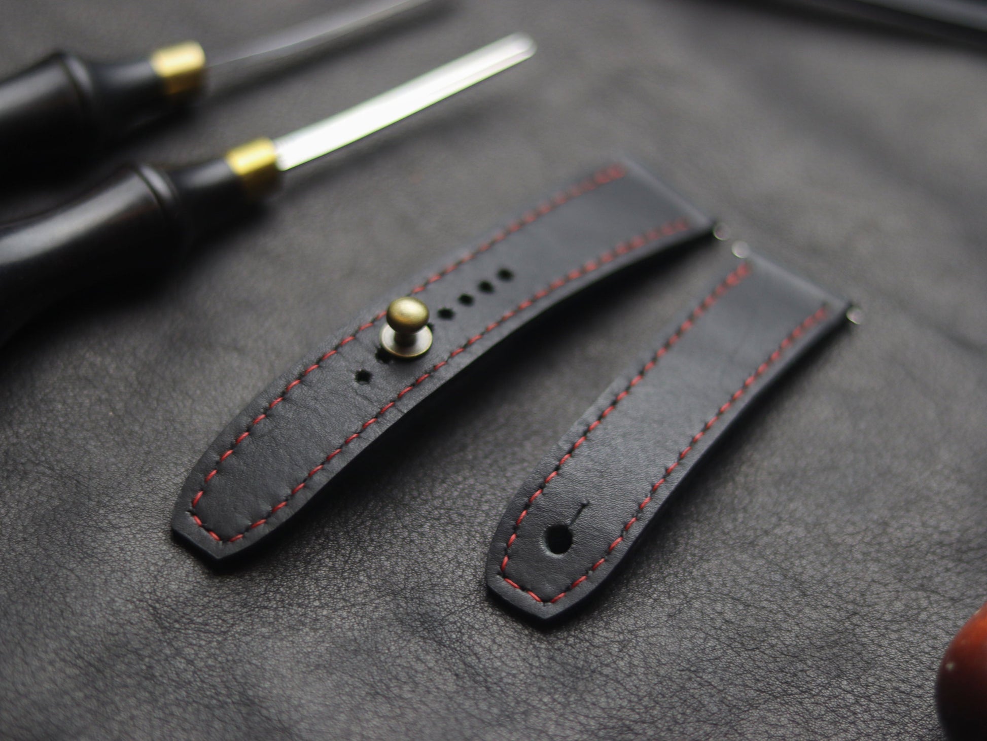 PANTOM BLACK (RED) - FULL STITCHED WATCH STRAPS grip