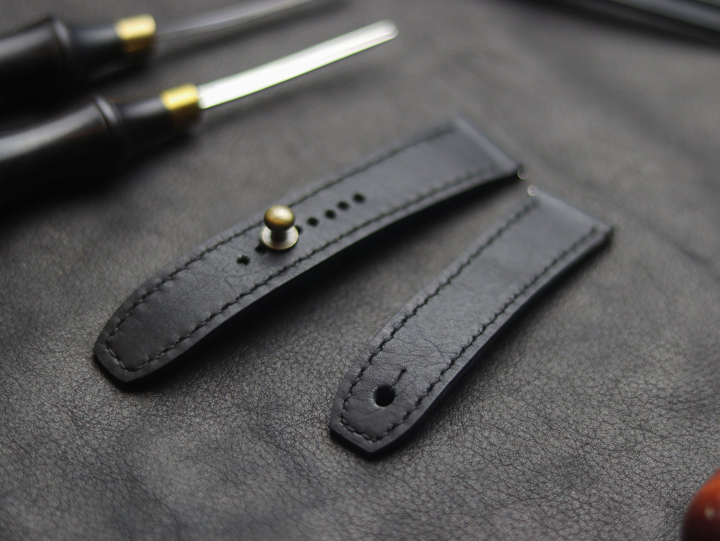 PANTOM BLACK  (BLACK) - FULL STITCHED WATCH STRAPS grip