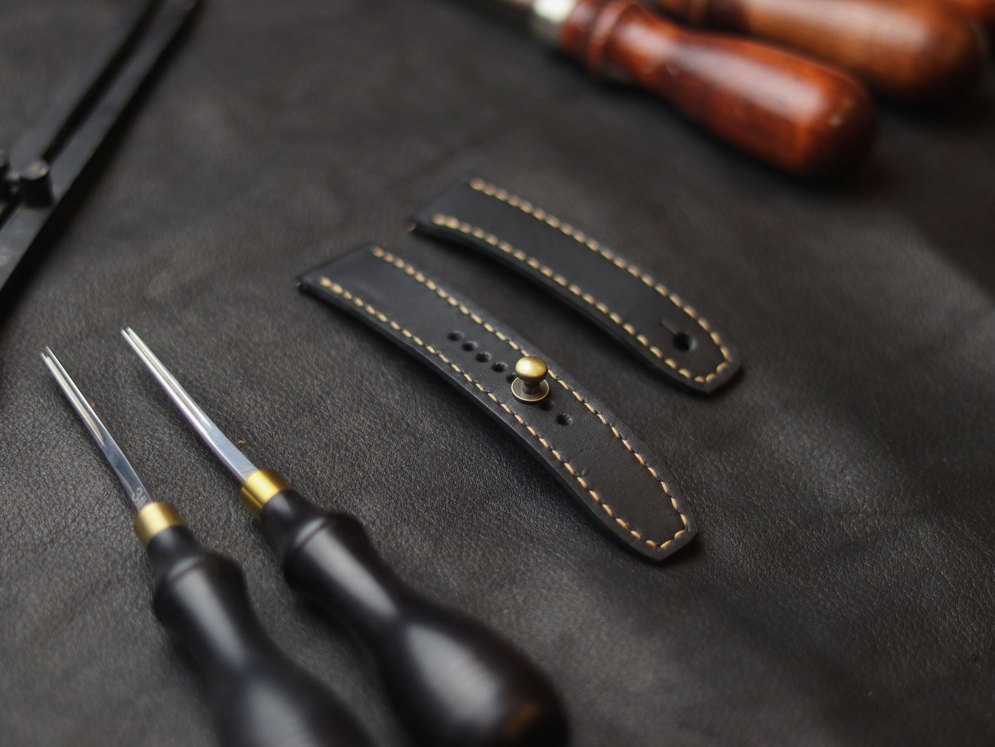 PANTOM BLACK  (ORANGE) - FULL STITCHED WATCH STRAPS grip