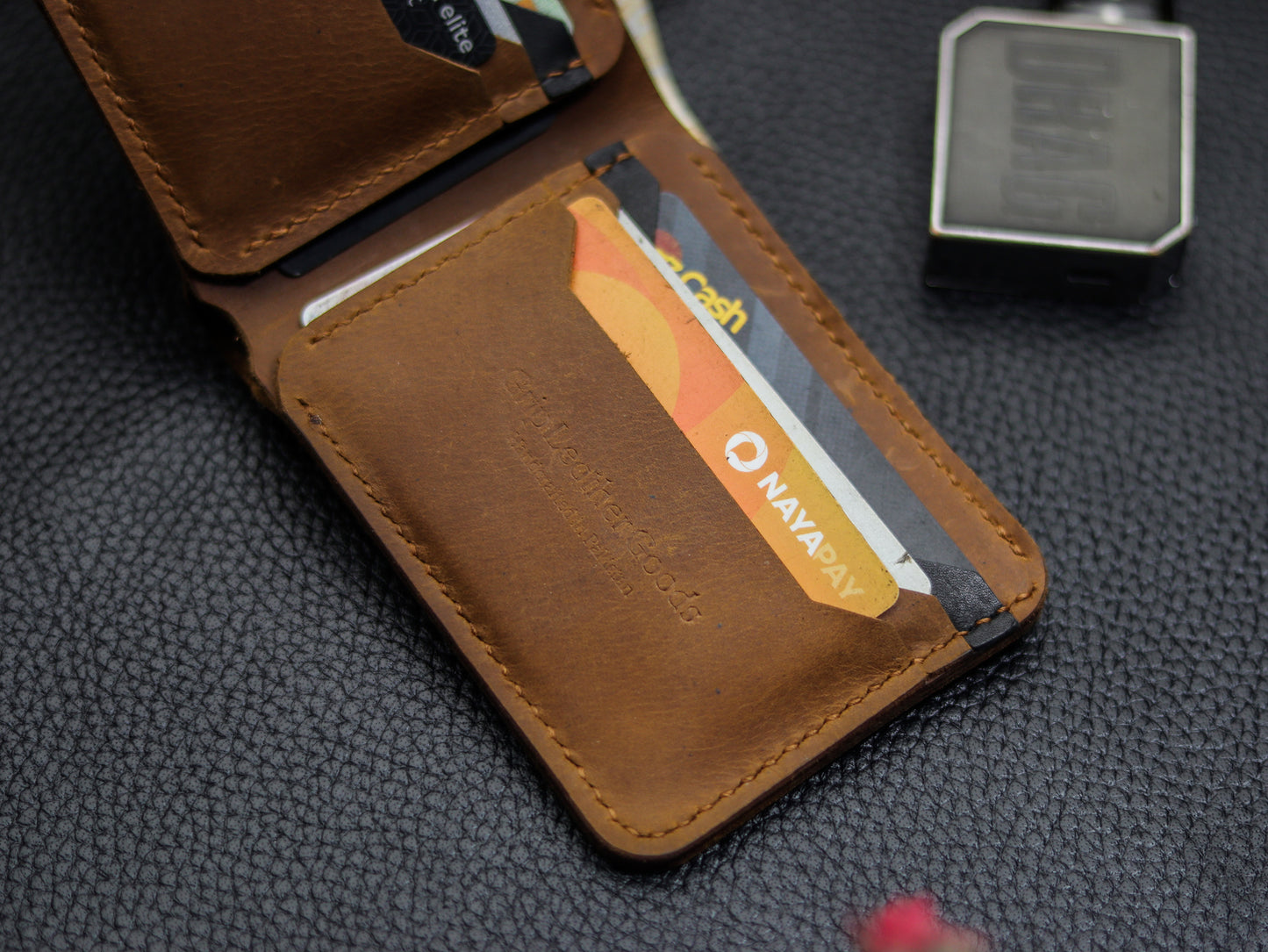 URBAN LEATHER WALLET MUSTARD BROWN & BLACK - grip