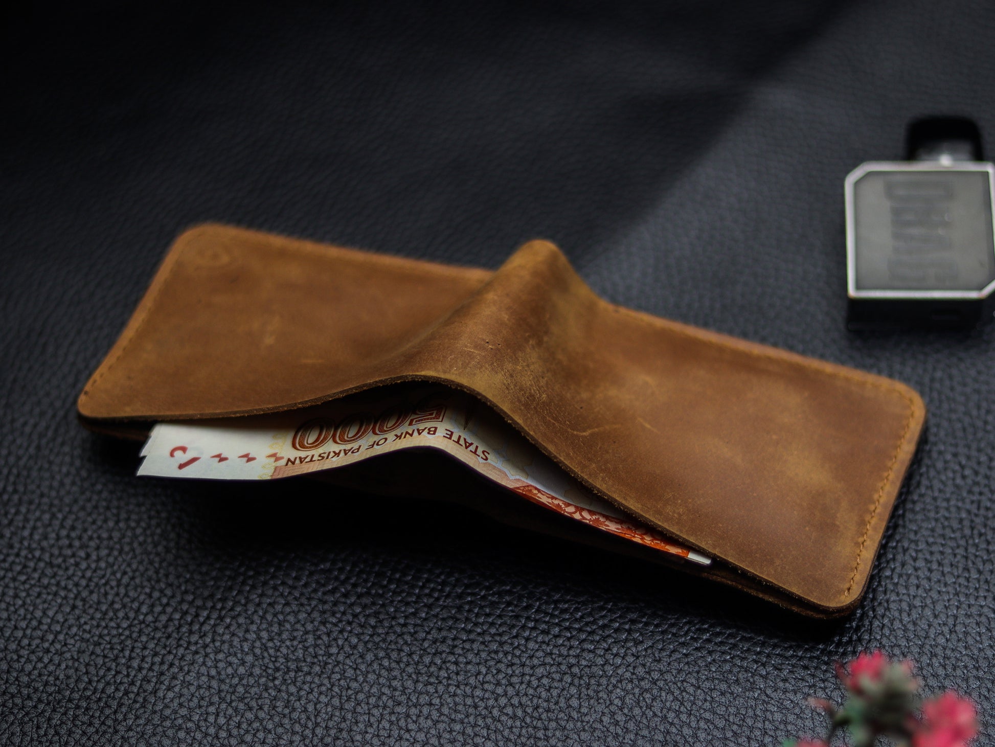 URBAN LEATHER WALLET MUSTARD BROWN & BLACK - grip