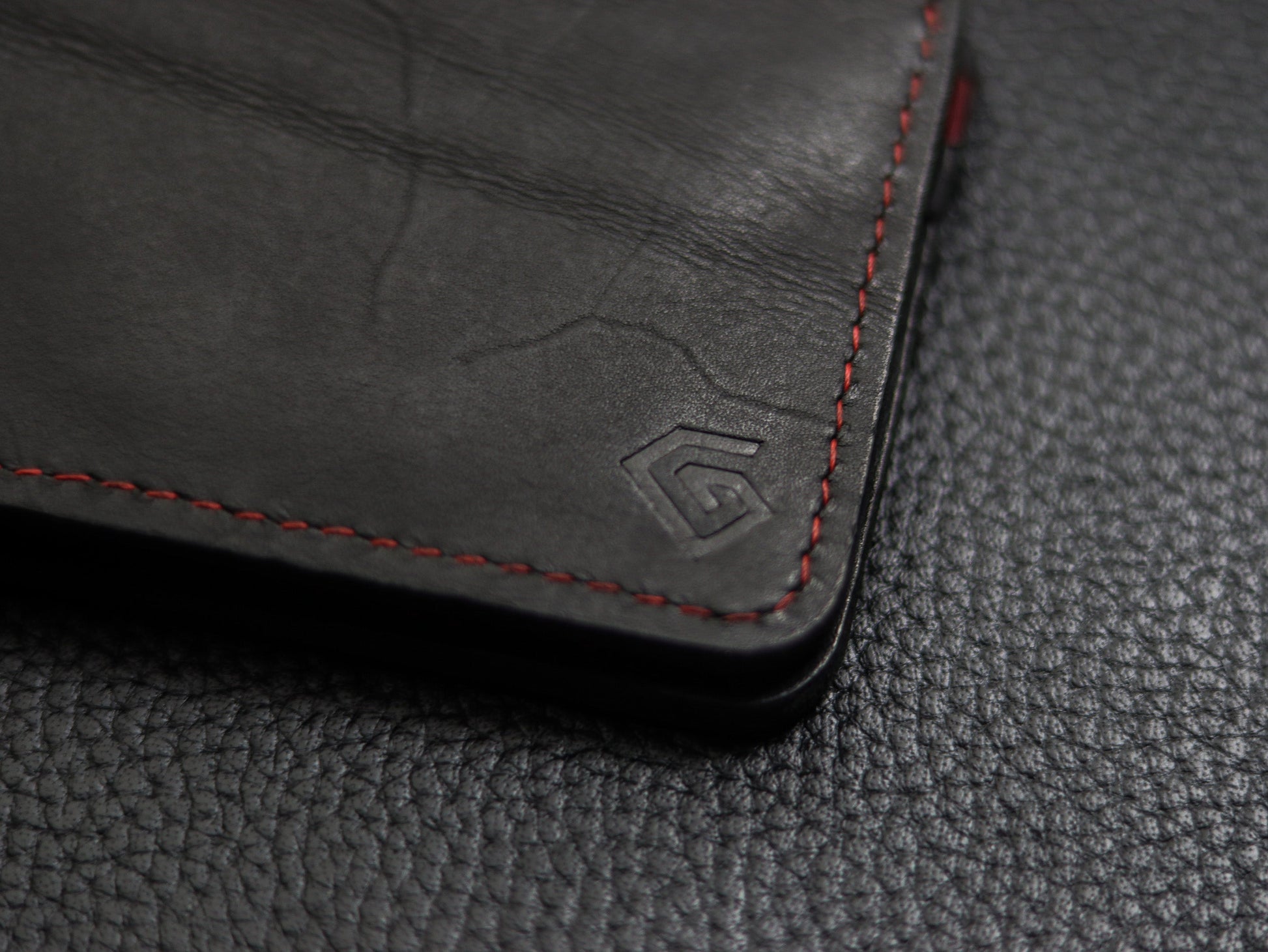 URBAN LEATHER WALLET CHARCOLE BLACK & RED grip